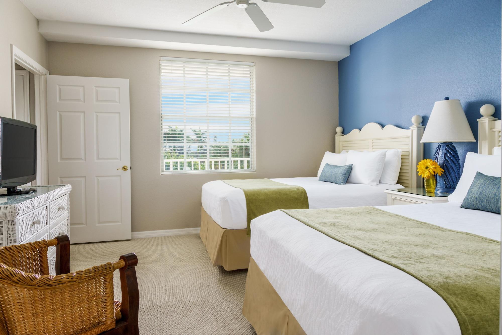 Olde Marco Island Inn And Suites Exterior photo